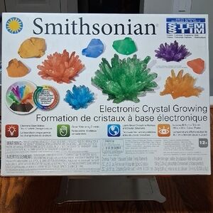 Smithsonian Crystal Growing Kit